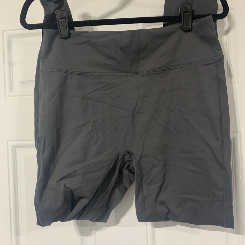 Gently worn Fabletics legging